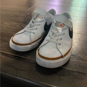 Nike Kids White and Tan Sneakers